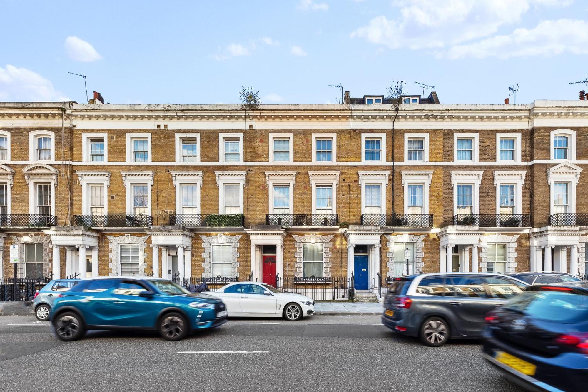 Newly Renovated Kensington 2 Bedroom Apartment With Balcony Near Harrods Sleeps 6, 2 Min Walk From Station London Exterior photo